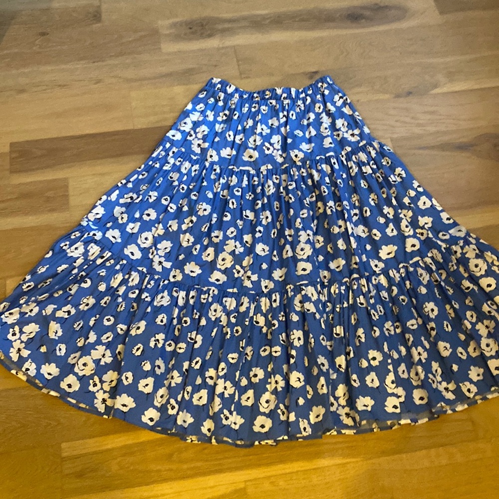 Flirty long Zara Skirt